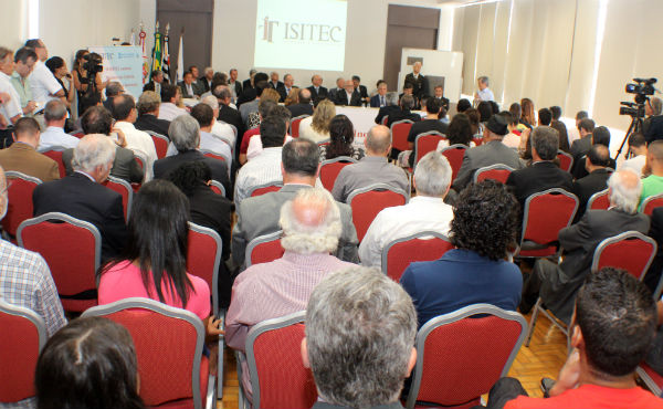 Isitec aula inaugural 5 dentro