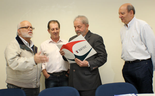 Lula Isitec 2 7dez 2015