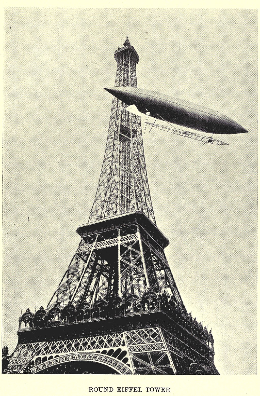 Santos Dumont Round Eiffel tower DomínioPúblico CreativeCommons