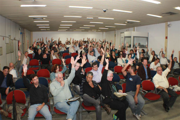 assembleia engenheiros prefeitura SP