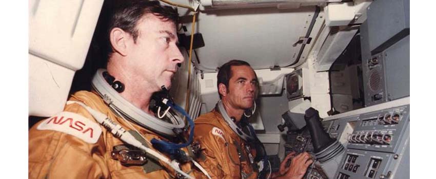 astronauta John Young home