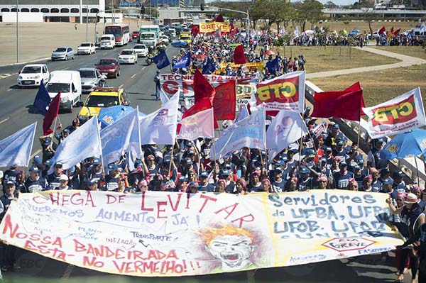 greve nas federais foto ag br red