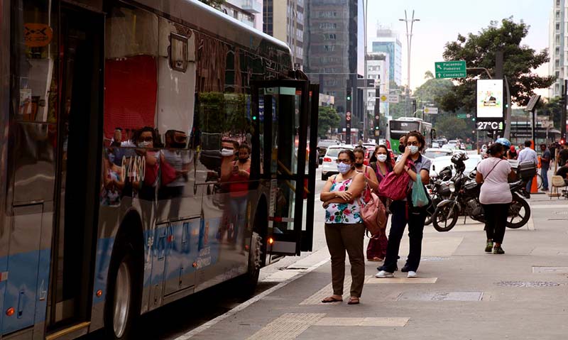 Pesquisa onibus mulheres foto Rovena Rosa AgBR interna