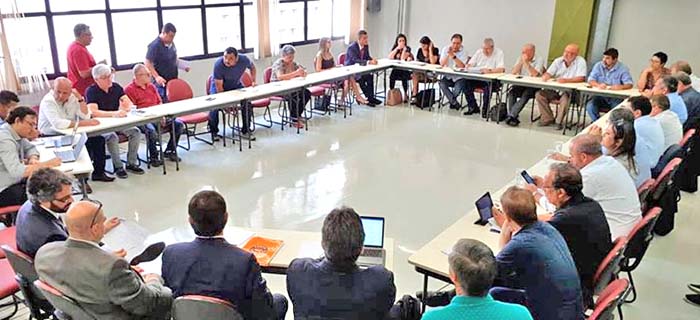 reuniao centrais com juridico MP 873