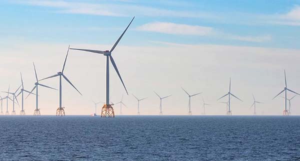 Turbinas eólicas flutuantes offshore são objeto de estudo na Poli