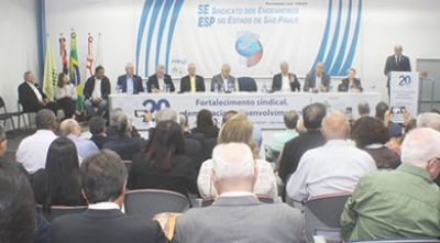 Reafirmar luta pela democracia, desenvolvimento e fortalecimento sindical