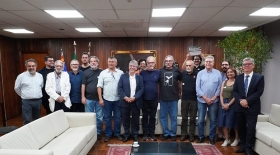 Presidência da Câmara recebe amigos da Praça Vladimir Herzog e inicia diálogo para melhorias