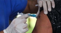 Governo de SP prorroga vacinação contra a gripe e amplia público