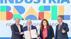 Plano &quot;Nova Indústria&quot; amplia chances ao Brasil