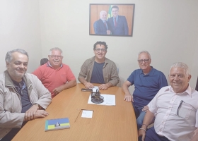 Representantes do Pacto das Entidades reúnem-se com deputado Alencar Santana