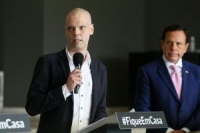 Bruno Covas em coletiva do Governo Doria nesta sexta (8/5).