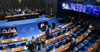 MP que pode extinguir piso dos engenheiros entra na pauta do Senado na quarta-feira (4/8)