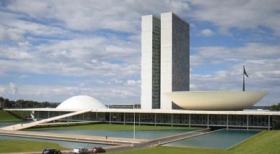 Desafios 2025: pauta dos trabalhadores, Legislativo e eleições